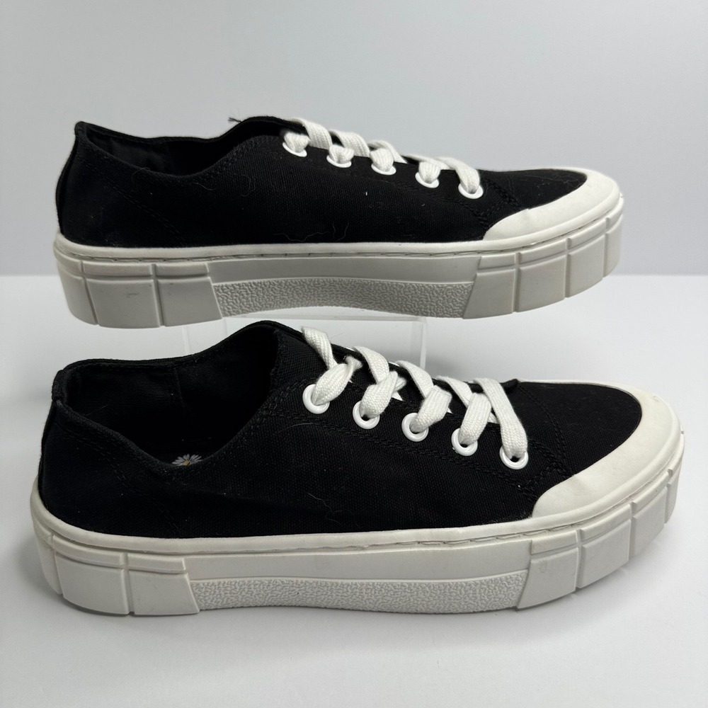 Mad Love Womens Canvas Platform Sneakers Black White Lace Up Low Top Size 9
